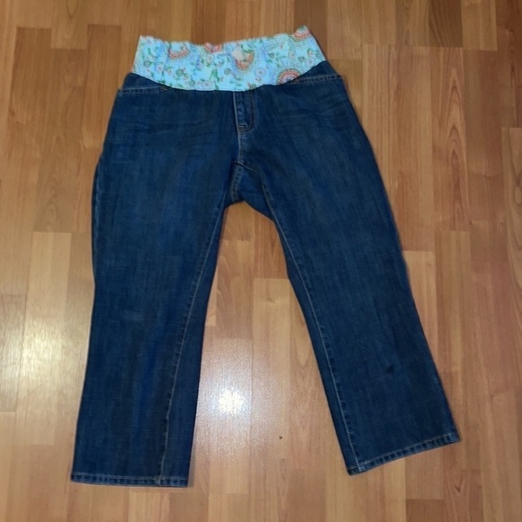 Gap women’s low rise dark wash maternity cropped jeans Size 6 - Picture 2 of 10